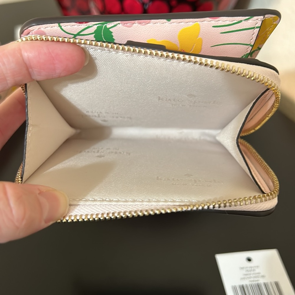 Kate Spade New In Box Madison Strawberry Garden Small Zip Around Bifold Wallet - Picture 12 of 16
